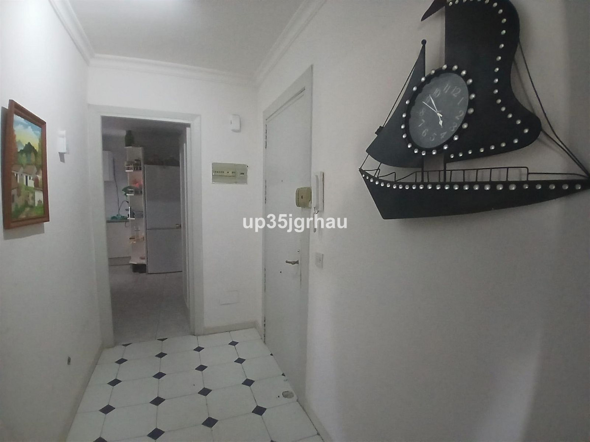 Middle Floor Apartment bilde 5