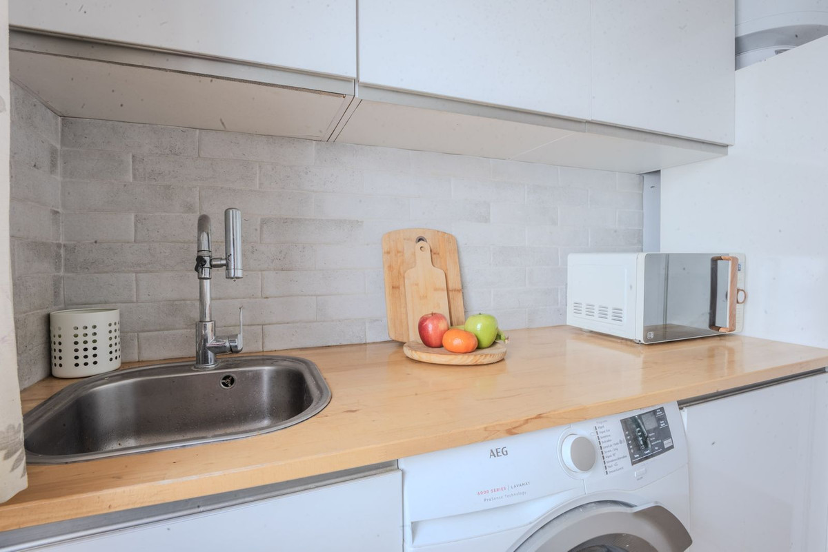 Middle Floor Apartment bilde 17
