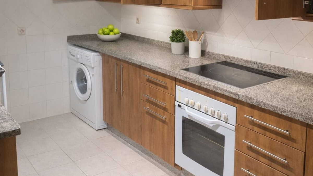 Middle Floor Apartment bilde 8