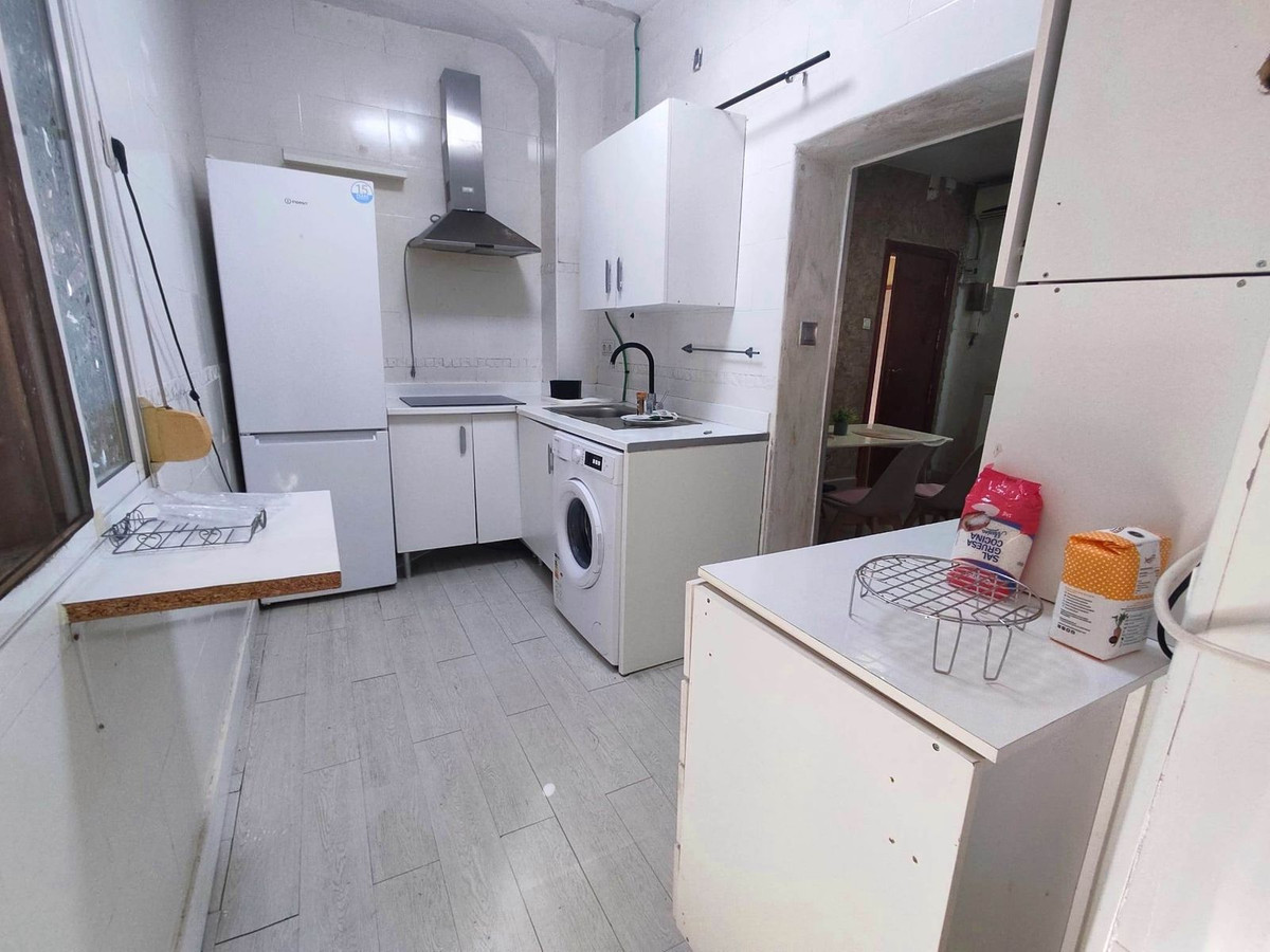 Middle Floor Apartment bilde 12