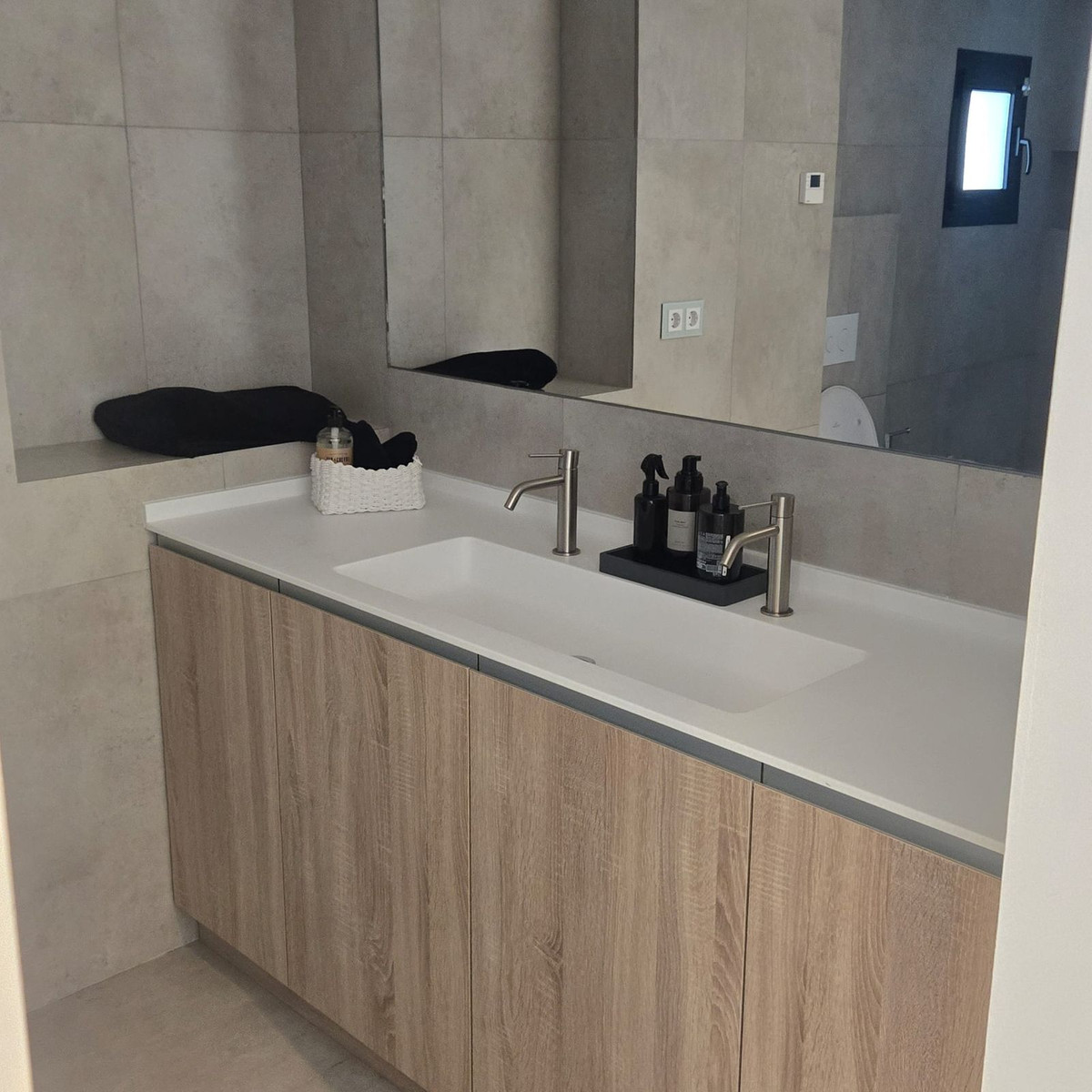 Middle Floor Apartment bilde 9