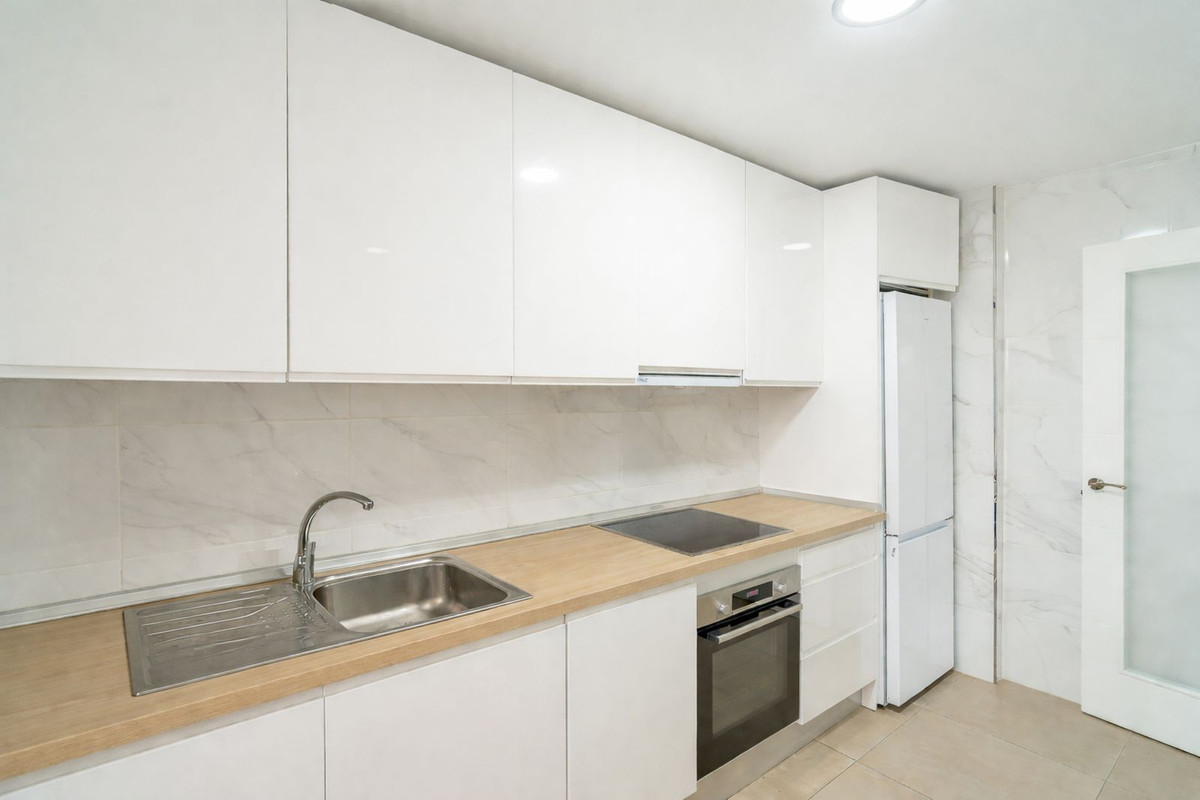 Middle Floor Apartment bilde 25
