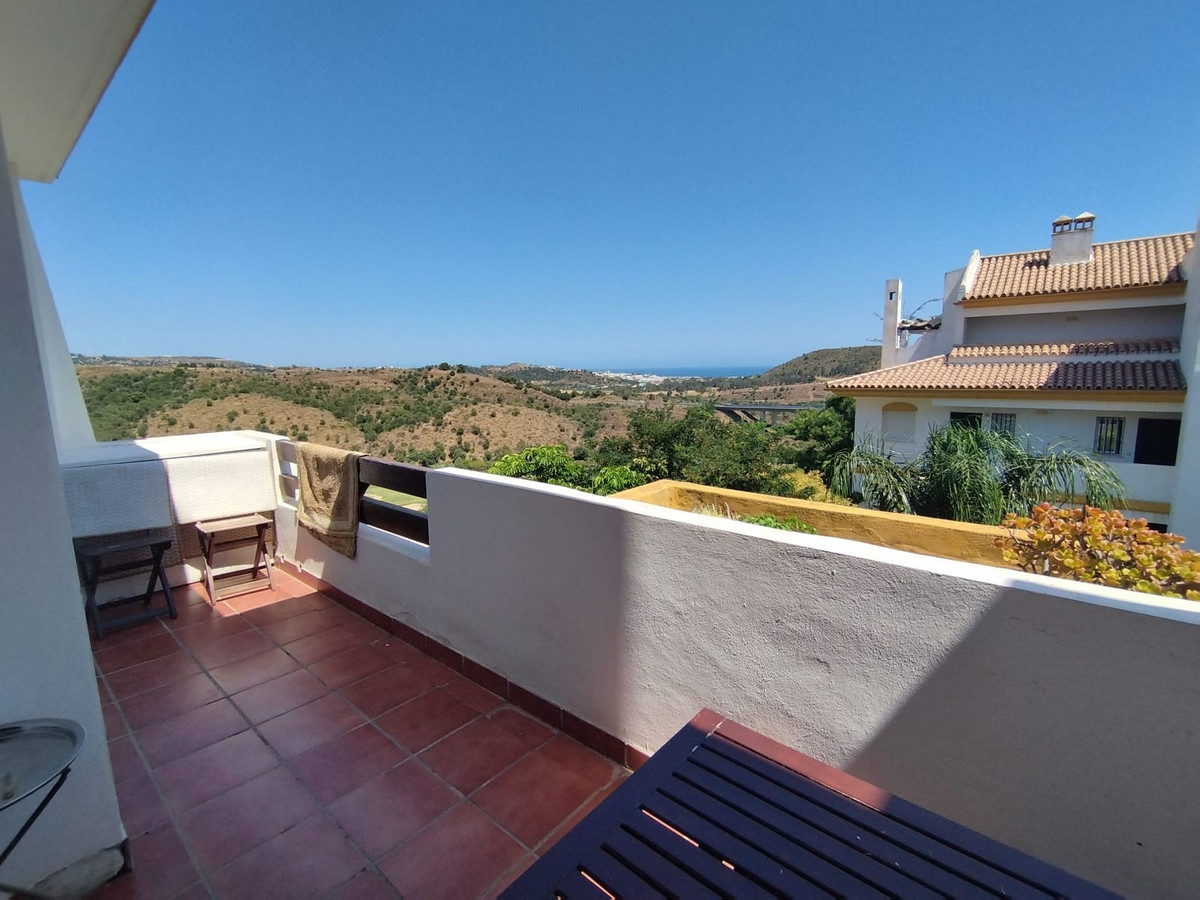 Middle Floor Apartment bilde 5