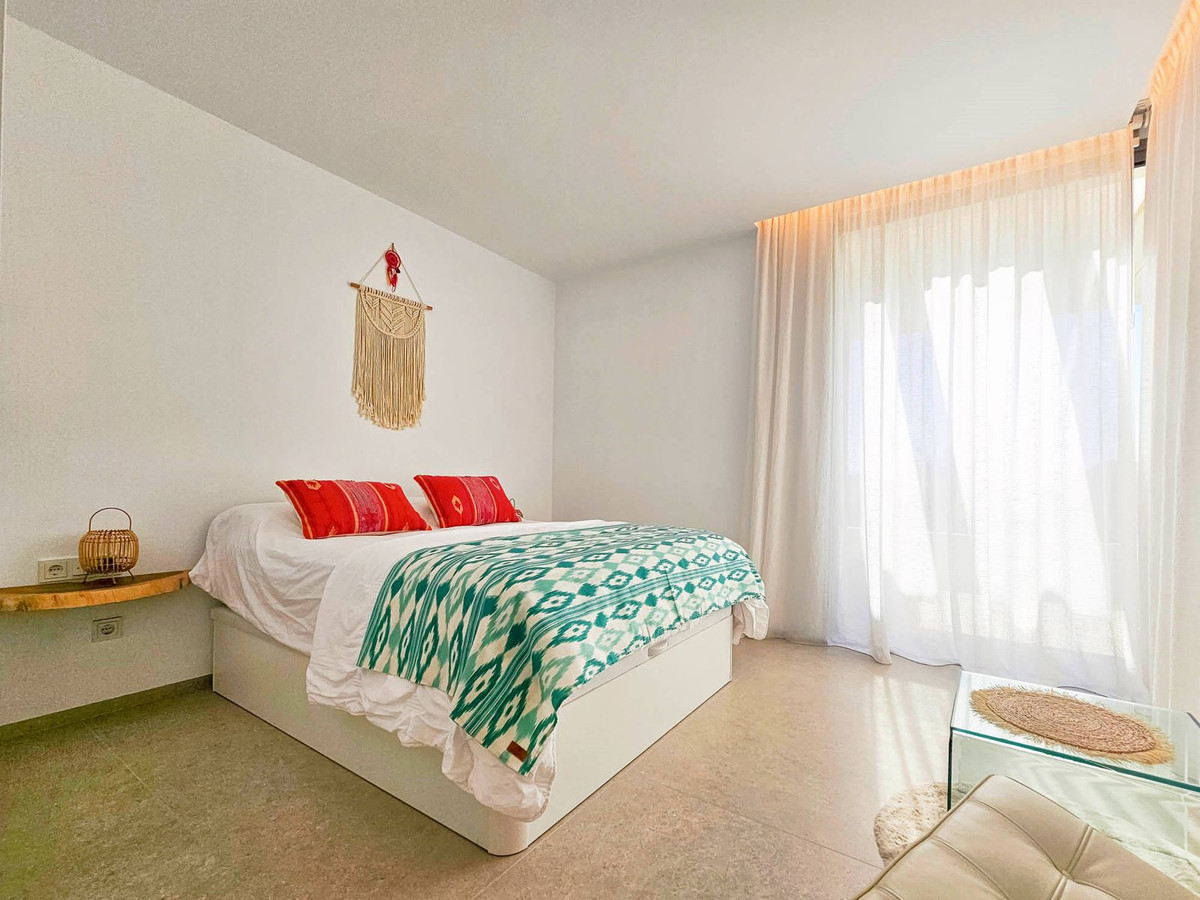 Middle Floor Apartment bilde 26