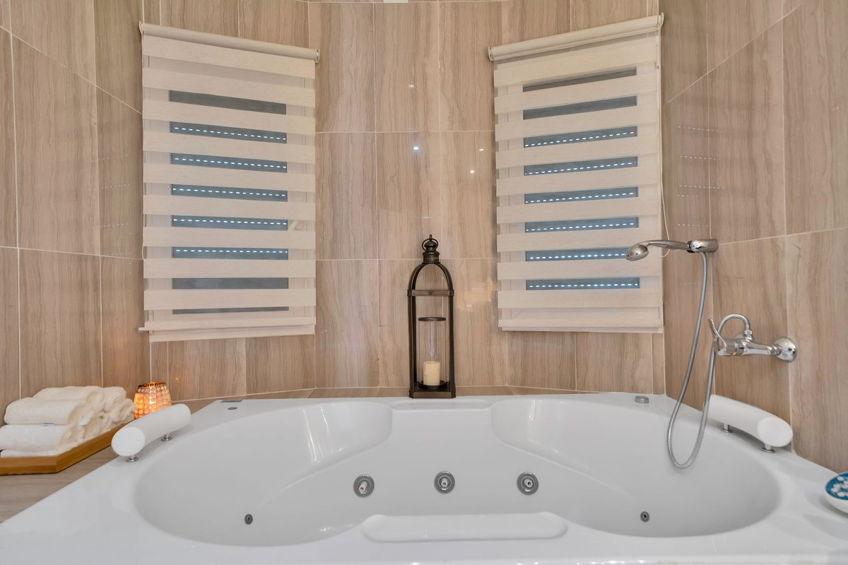 Detached Villa bilde 29