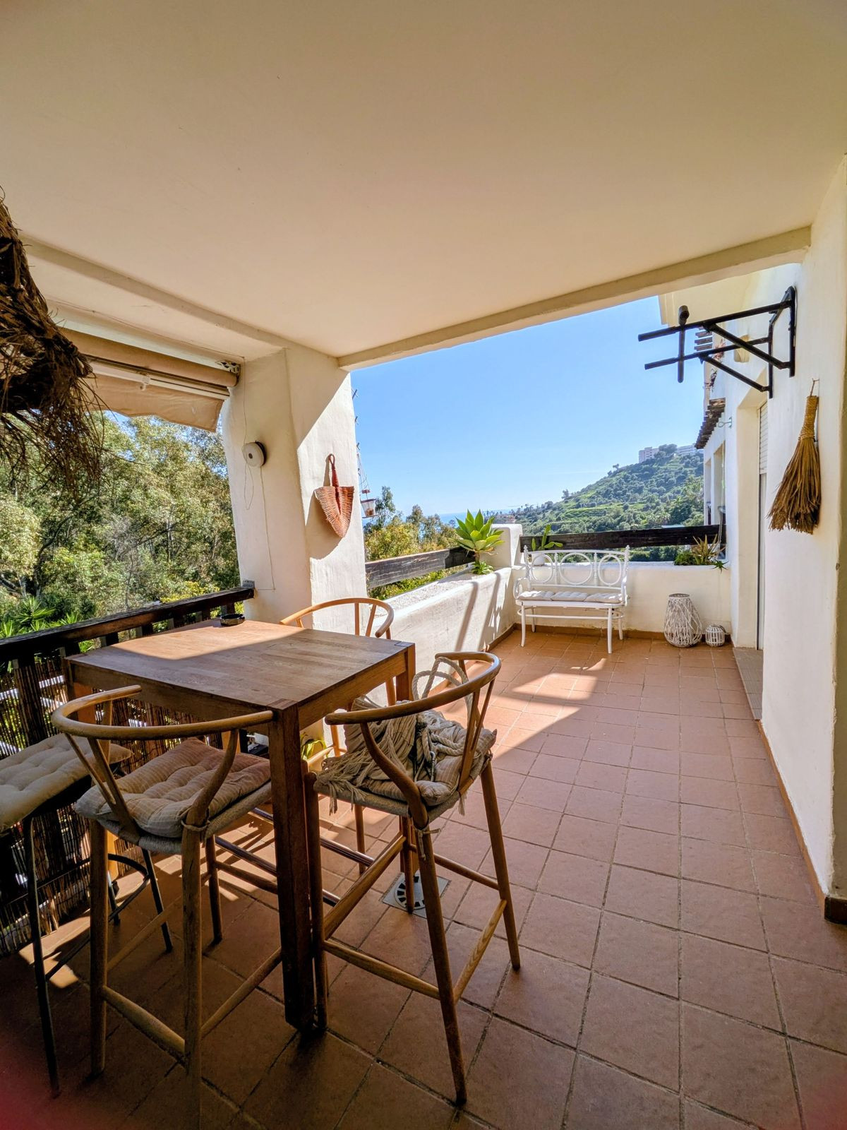 Middle Floor Apartment bilde 3