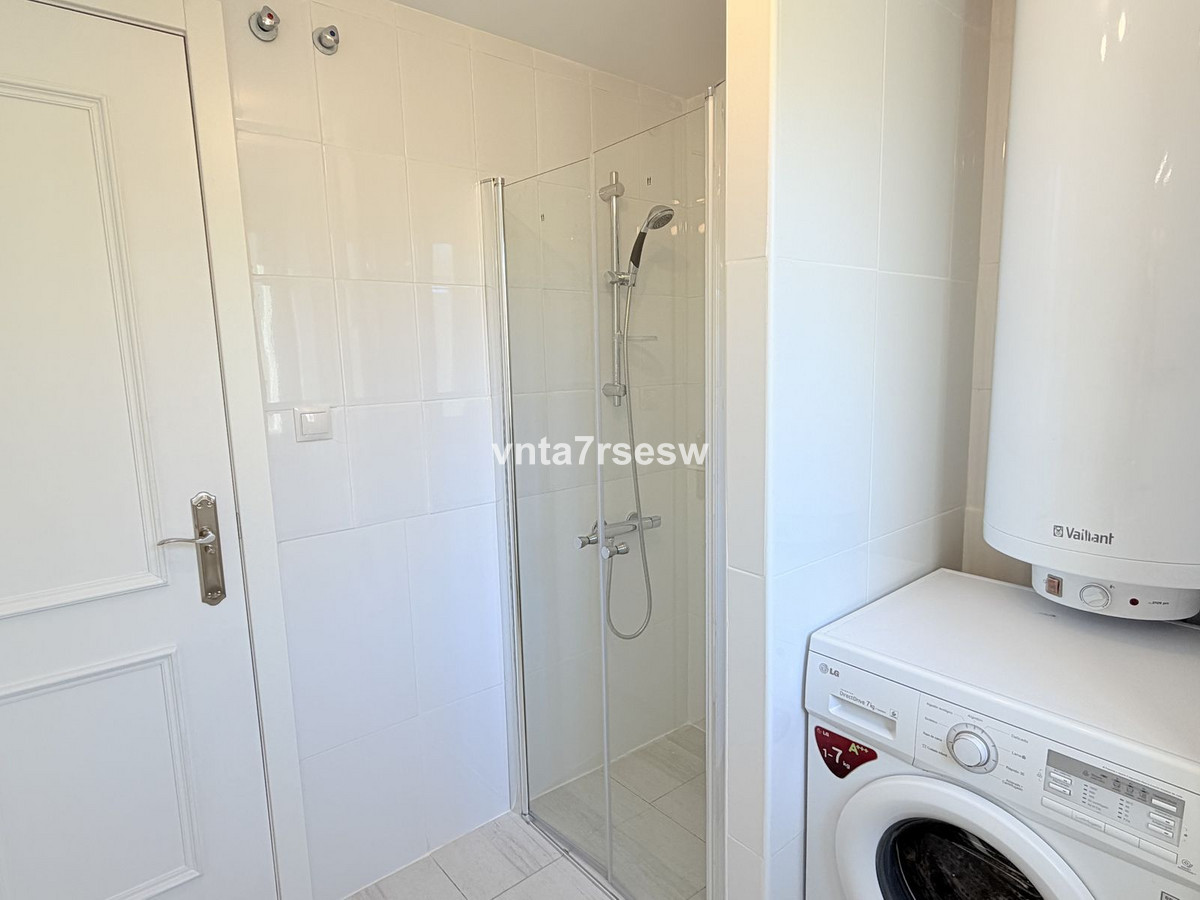 Middle Floor Apartment bilde 38
