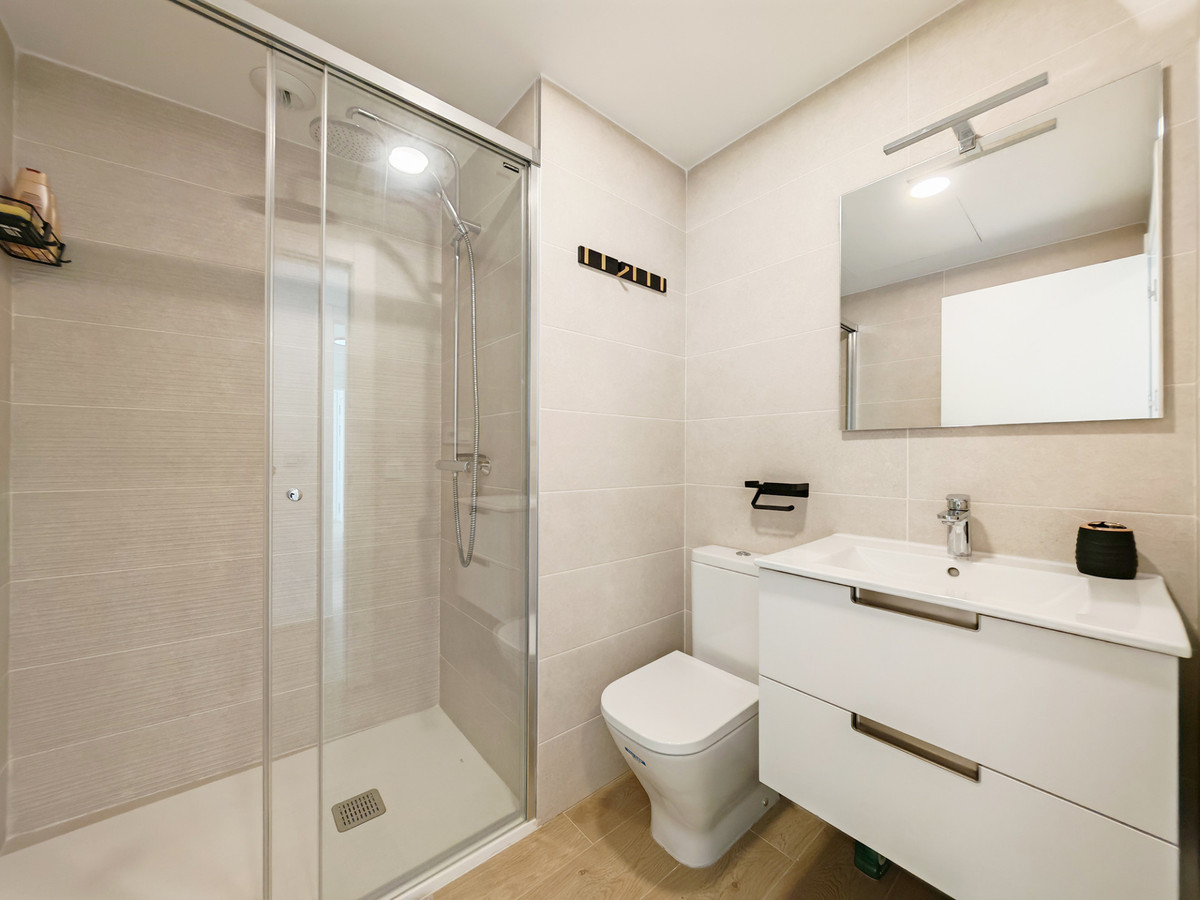 Middle Floor Apartment bilde 9