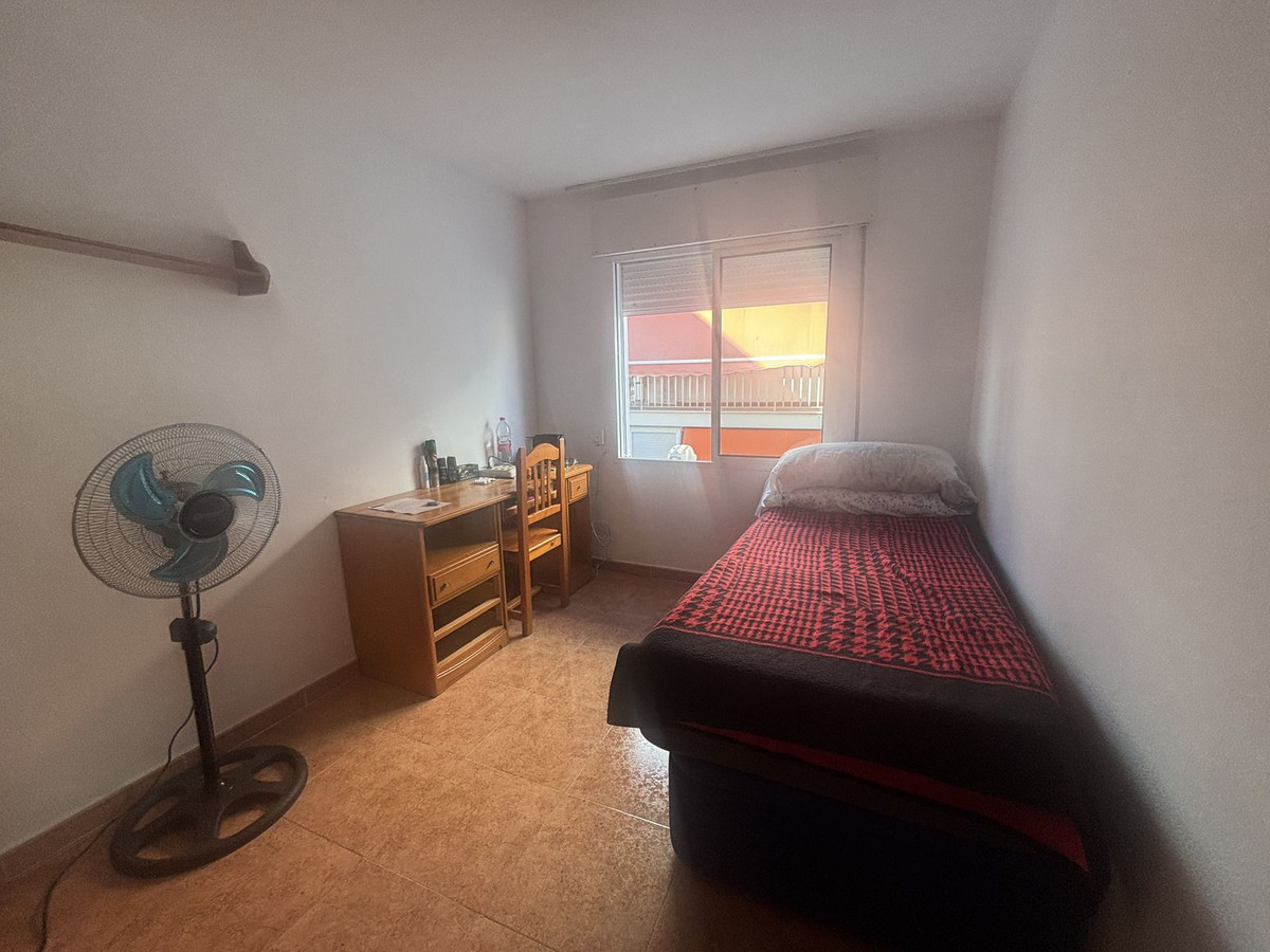 Middle Floor Apartment bilde 11