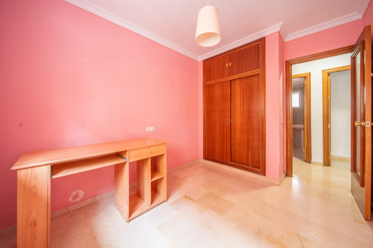 Middle Floor Apartment bilde 11