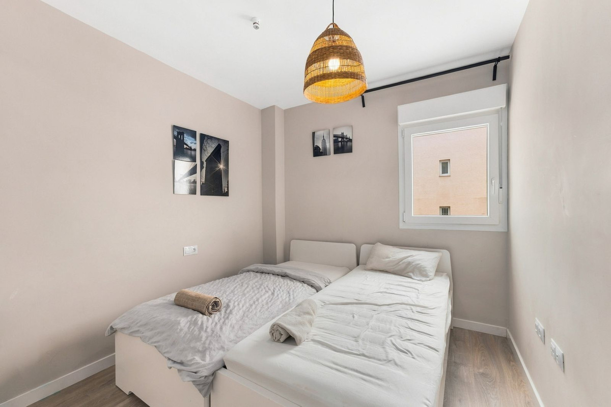 Middle Floor Apartment bilde 17