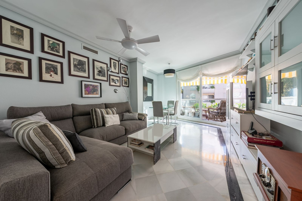 Middle Floor Apartment bilde 2