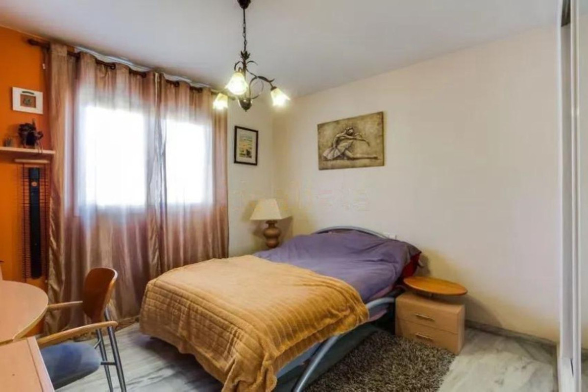 Middle Floor Apartment bilde 14