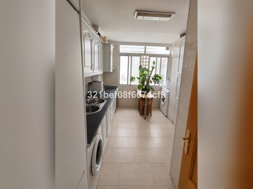 Middle Floor Apartment bilde 3