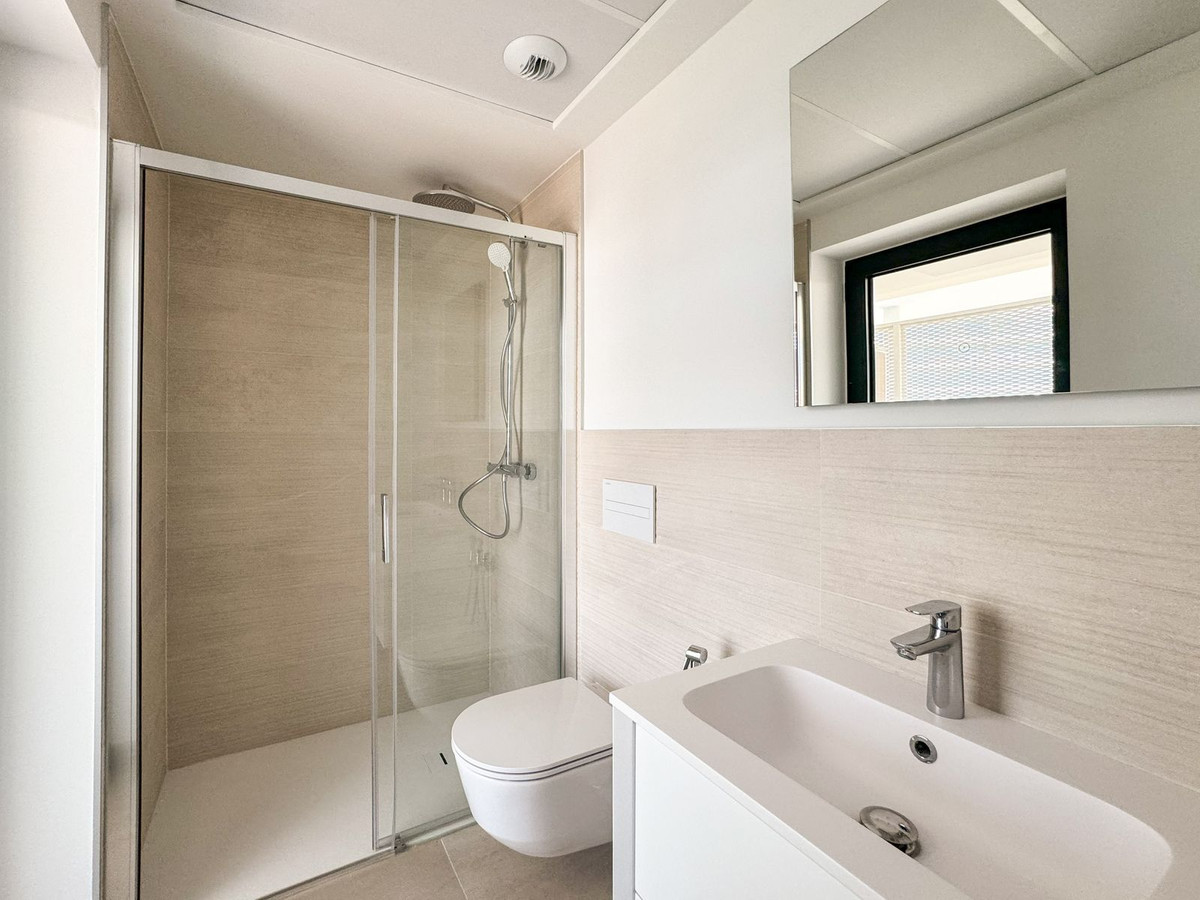 Middle Floor Apartment bilde 16