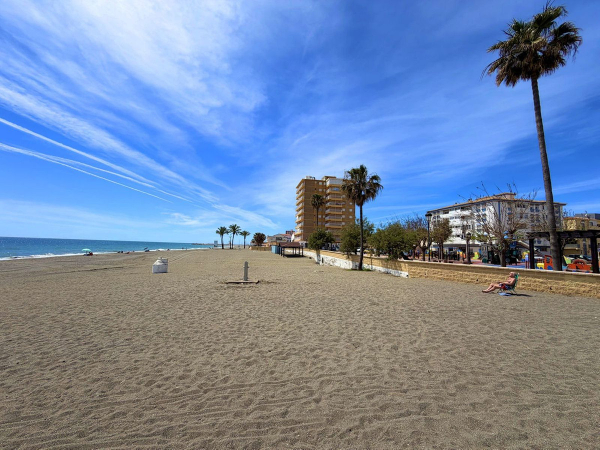 Middle Floor Apartment bilde 30