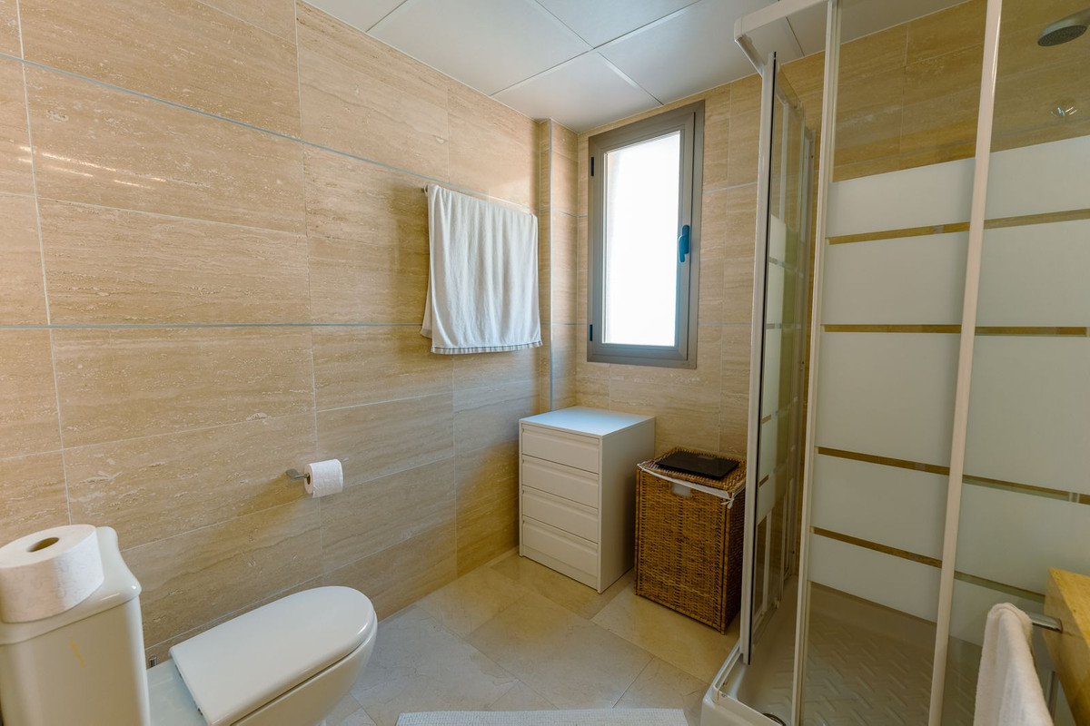 Middle Floor Apartment bilde 28