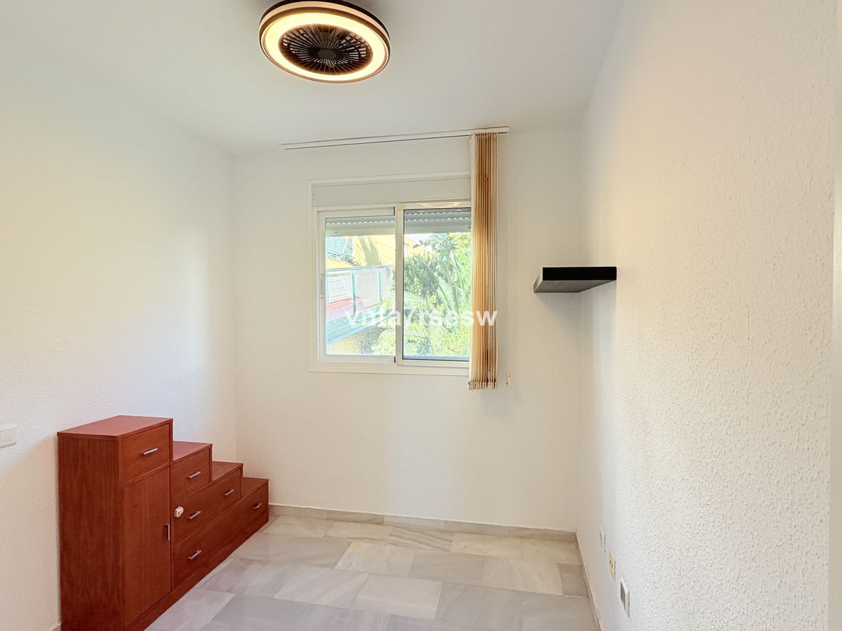 Middle Floor Apartment bilde 39