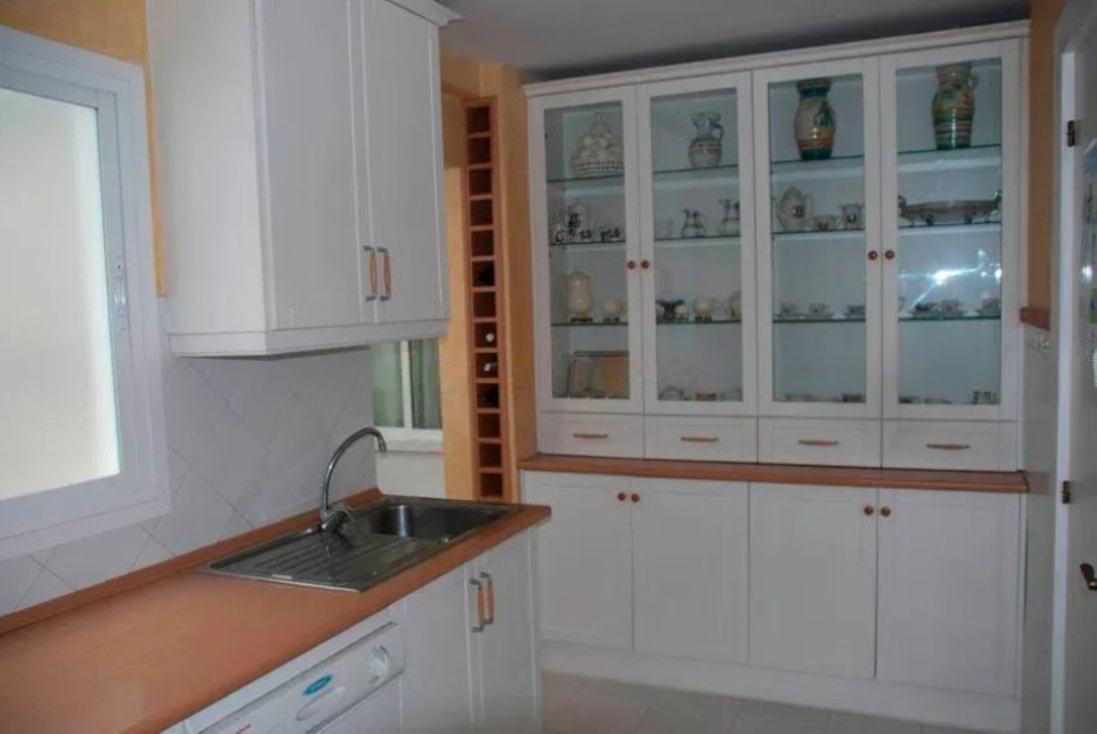 Middle Floor Apartment bilde 28