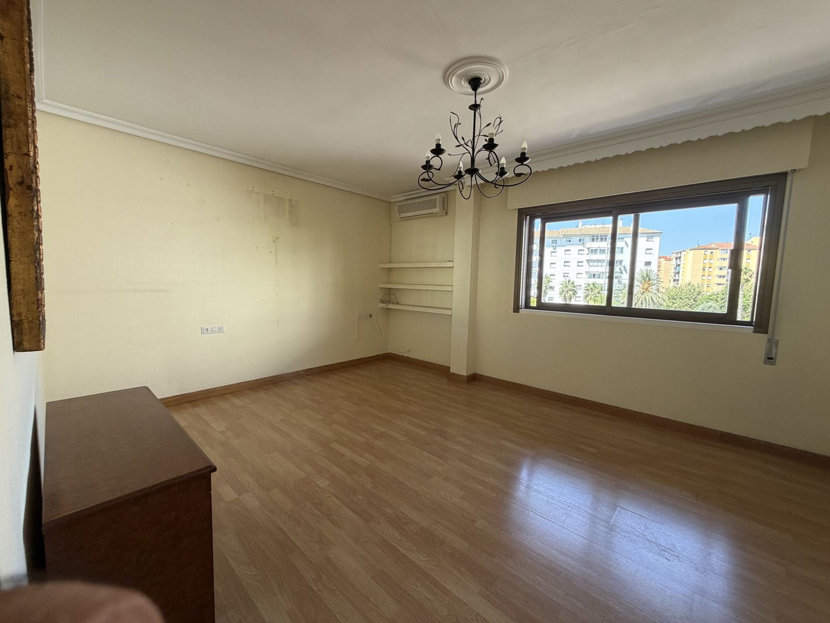 Middle Floor Apartment bilde 14
