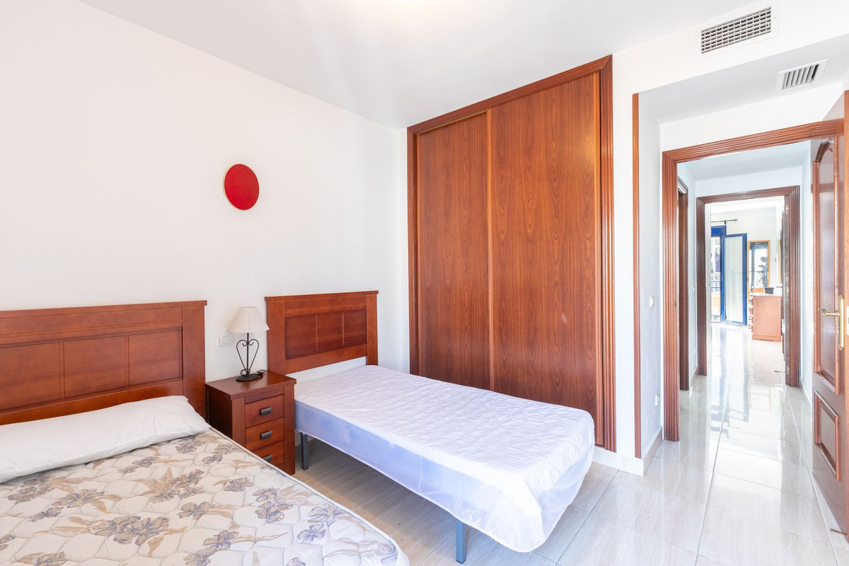 Middle Floor Apartment bilde 11