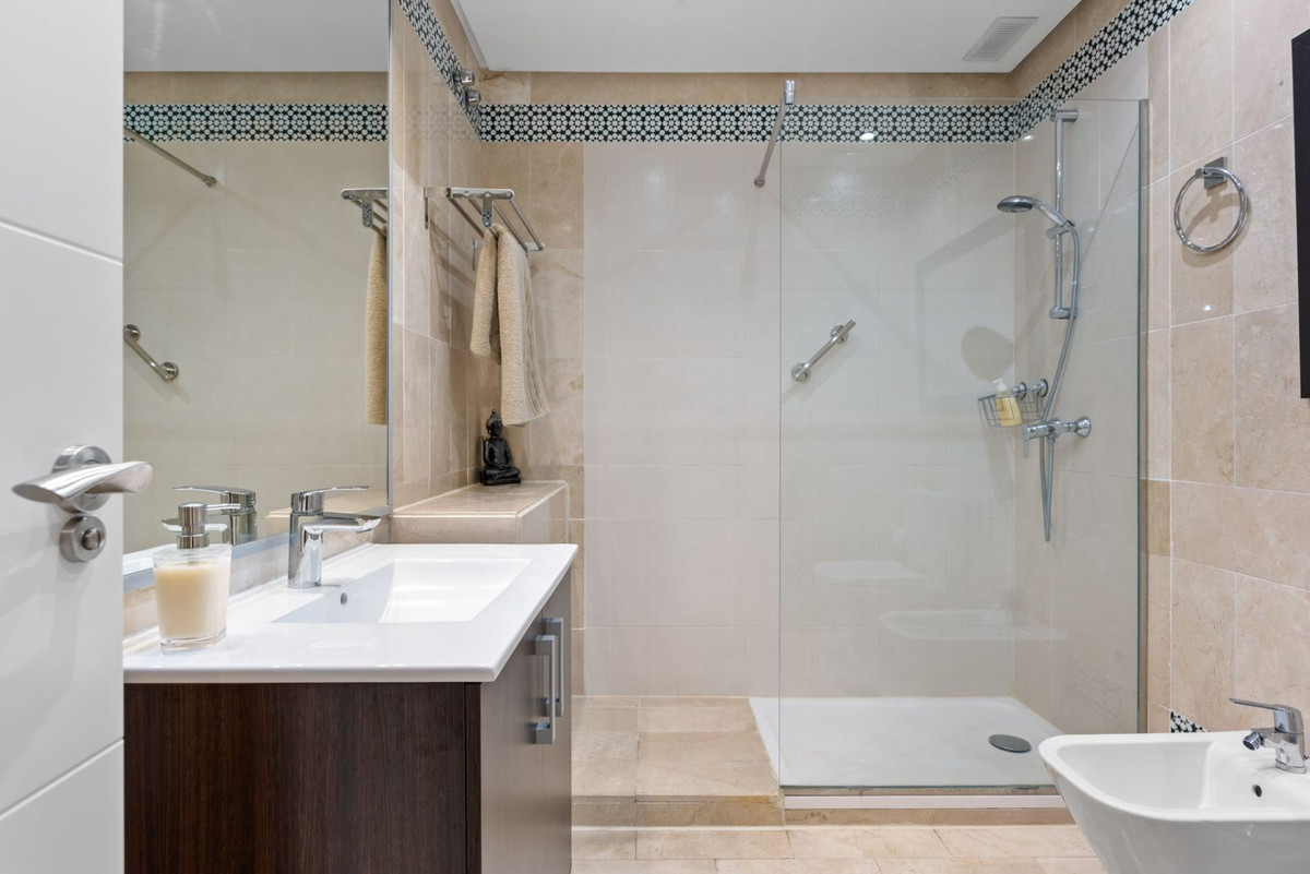 Middle Floor Apartment bilde 20