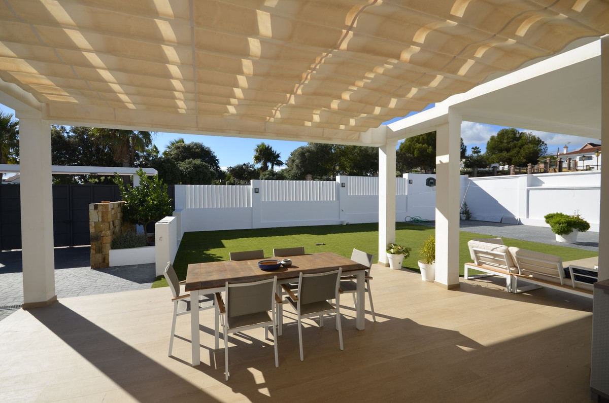 Detached Villa bilde 4