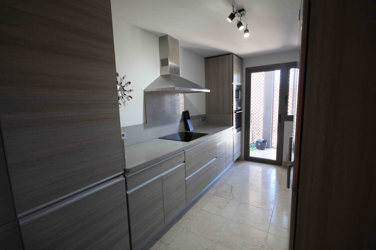 Middle Floor Apartment bilde 13