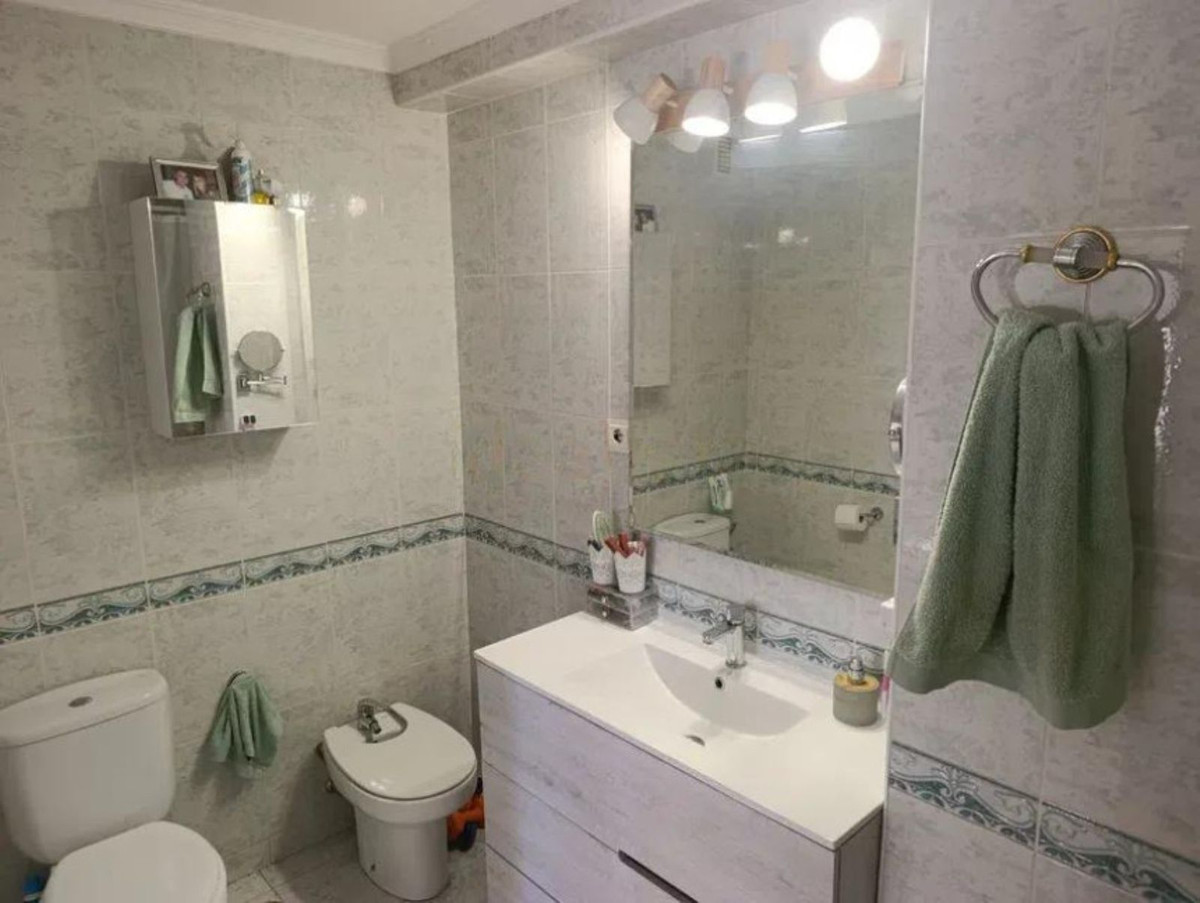 Middle Floor Apartment bilde 13