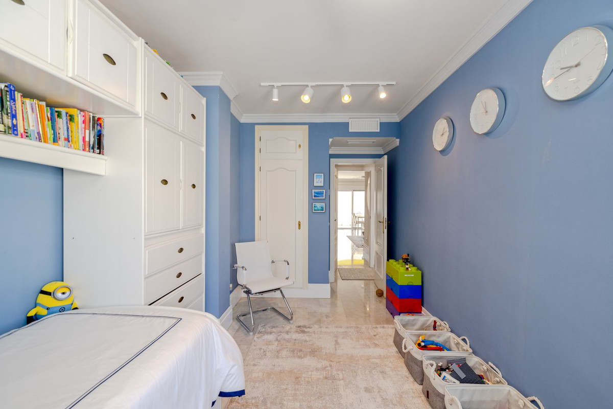 Middle Floor Apartment bilde 52
