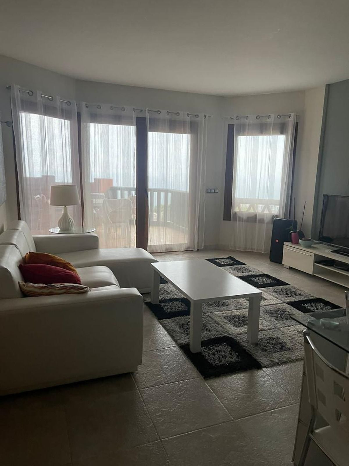Middle Floor Apartment bilde 8