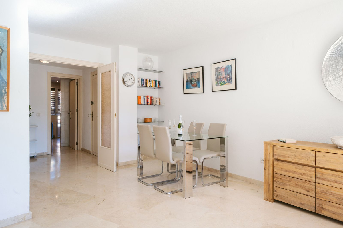 Middle Floor Apartment bilde 8