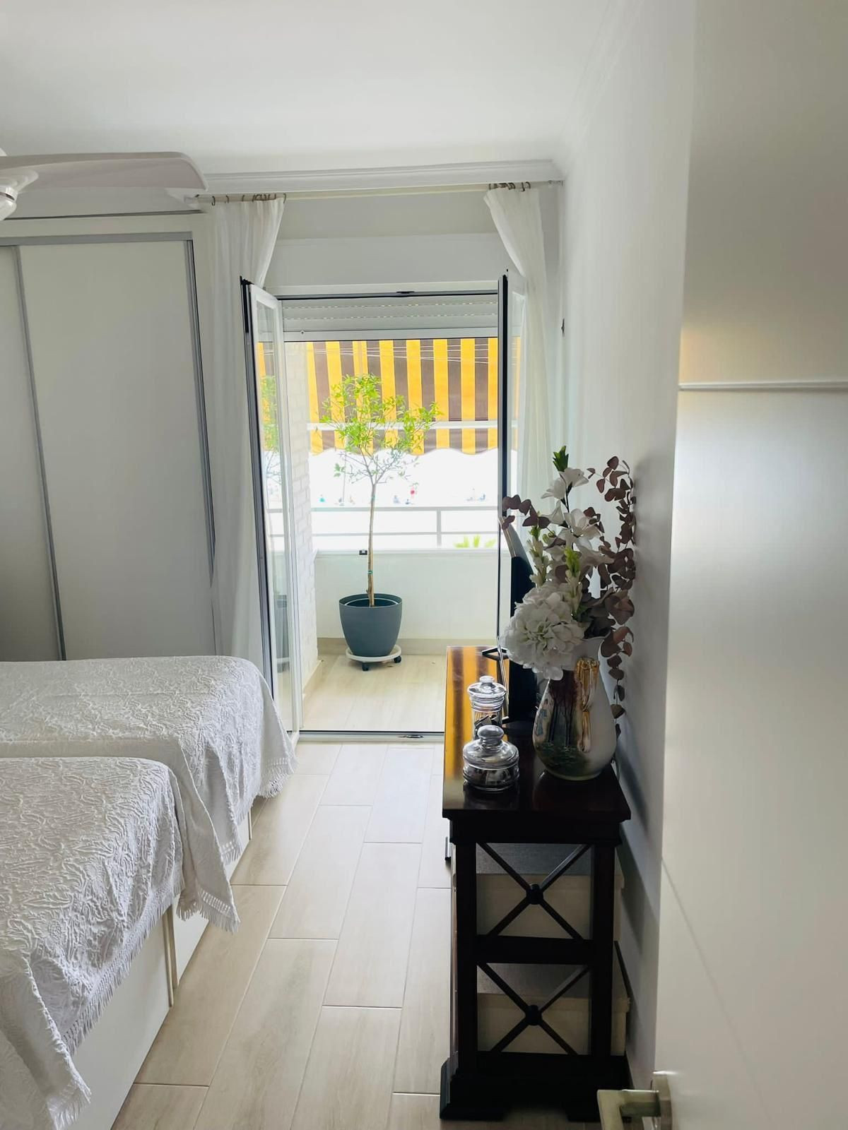 Middle Floor Apartment bilde 11