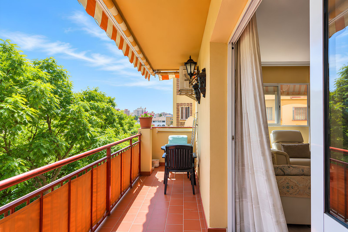 Middle Floor Apartment bilde 1