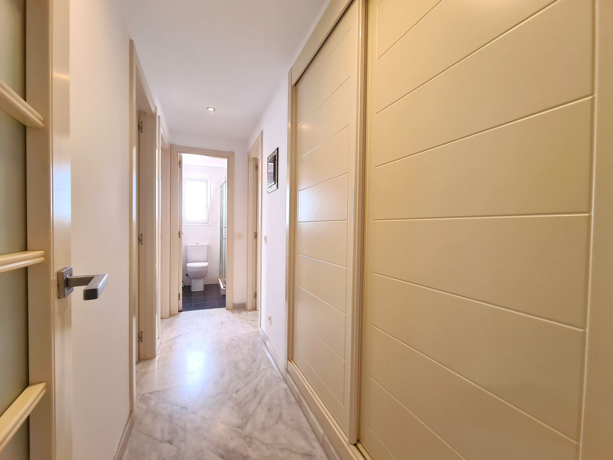 Middle Floor Apartment bilde 23