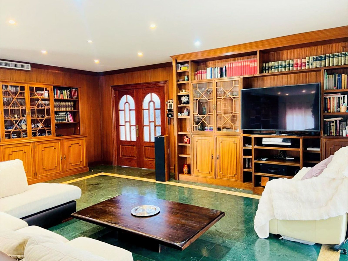 Detached Villa bilde 3