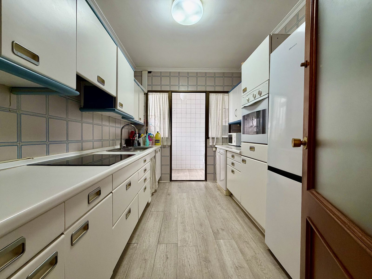 Middle Floor Apartment bilde 11