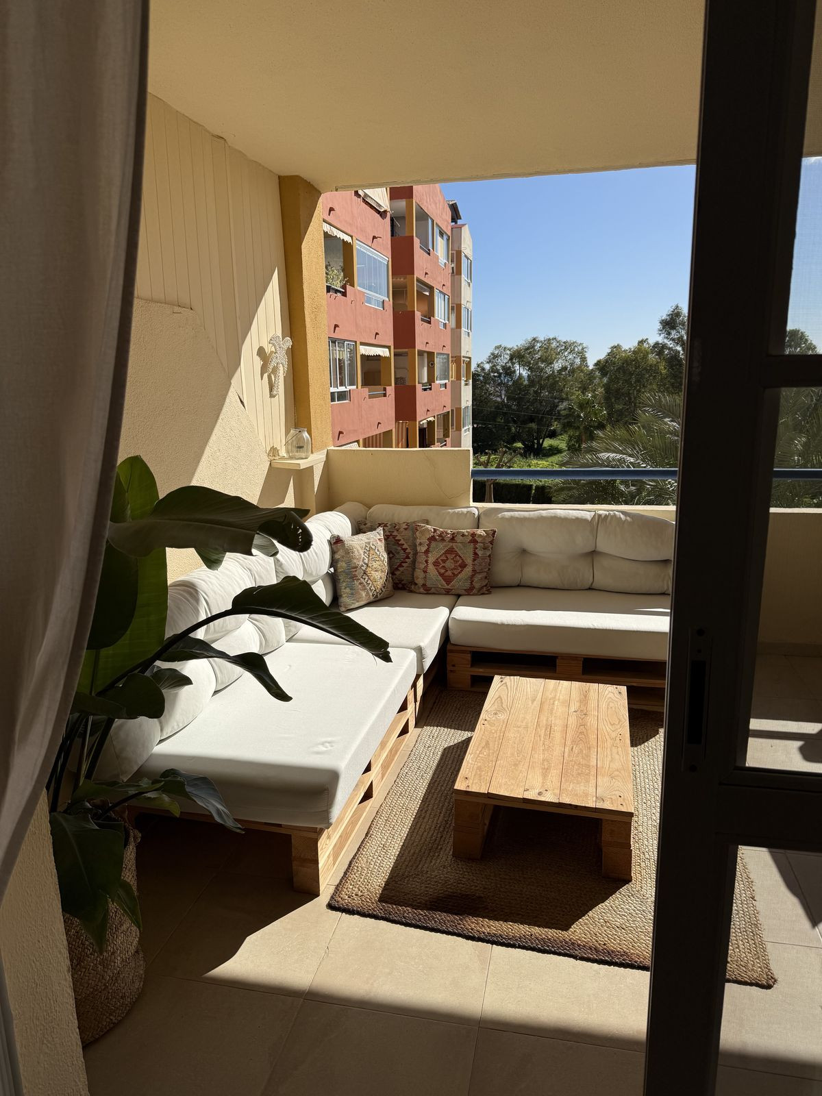 Middle Floor Apartment bilde 5