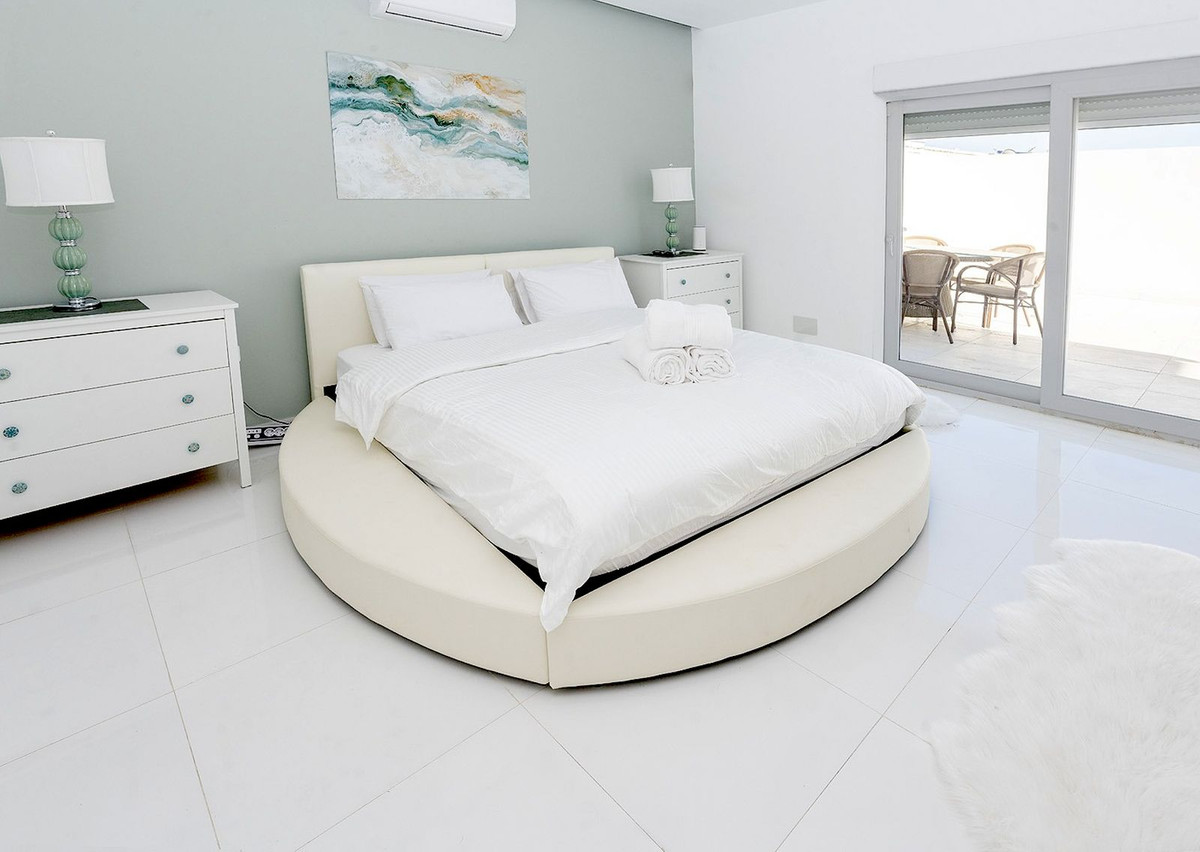 Detached Villa bilde 25