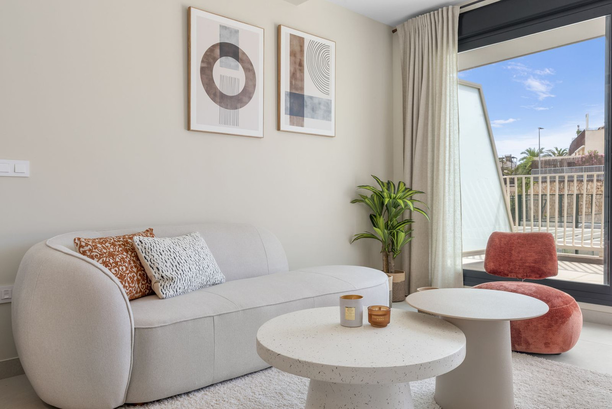 Middle Floor Apartment bilde 6