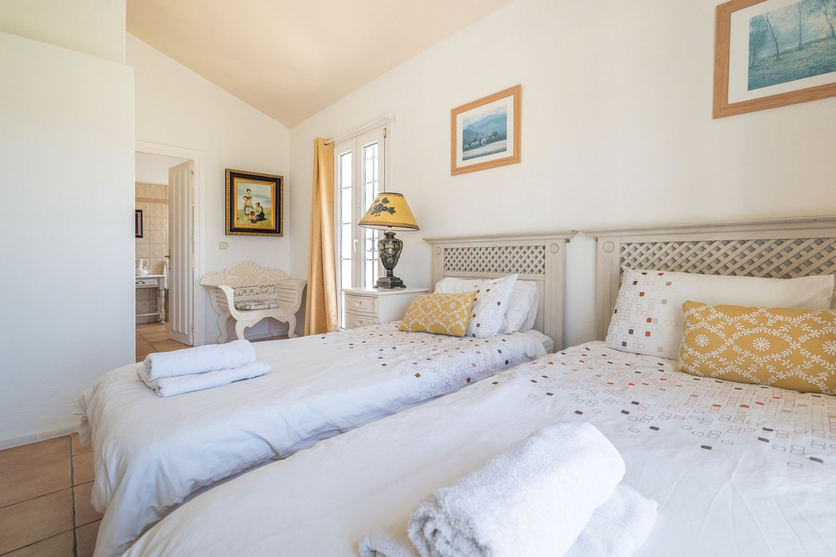 Detached Villa bilde 39