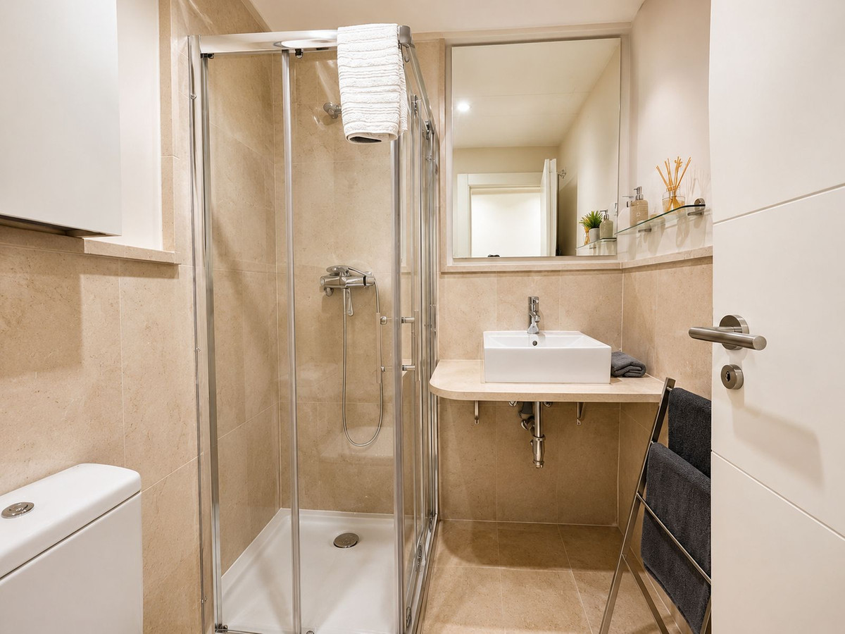 Middle Floor Apartment bilde 13