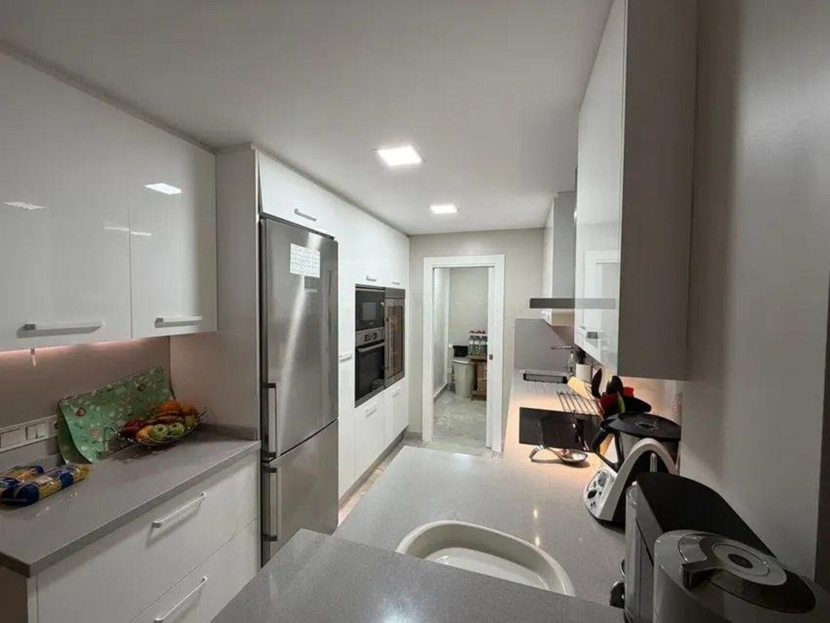 Middle Floor Apartment bilde 7