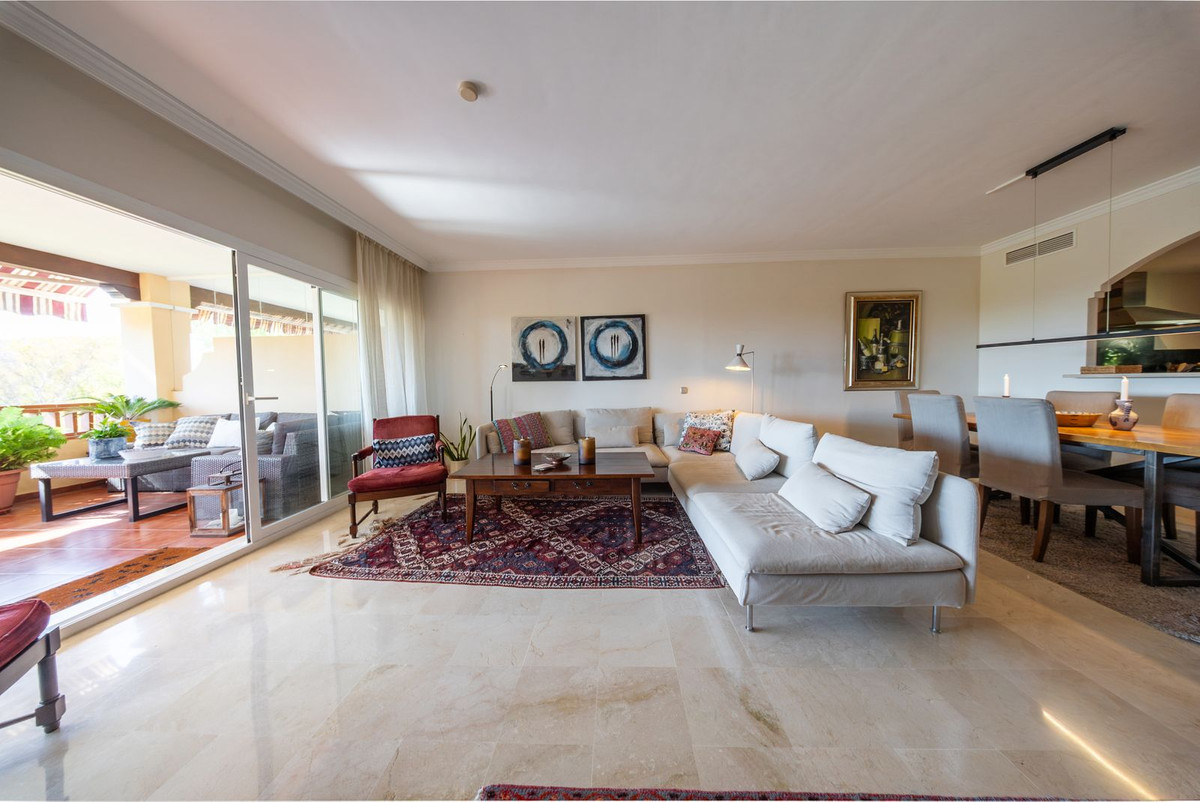 Middle Floor Apartment bilde 2
