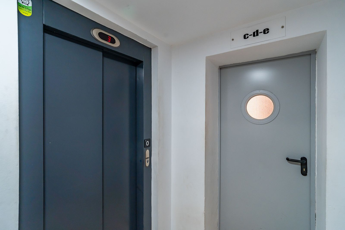 Middle Floor Apartment bilde 11