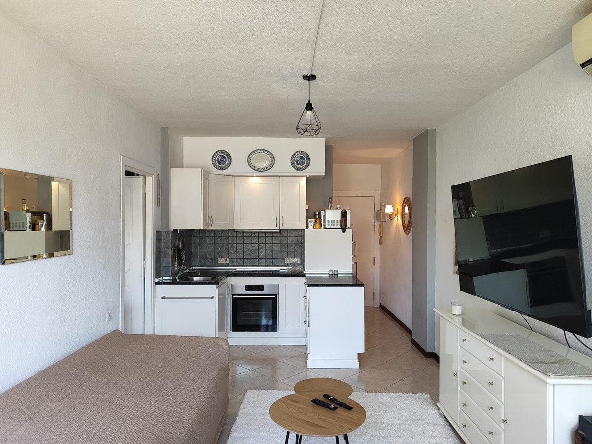 Middle Floor Apartment bilde 5