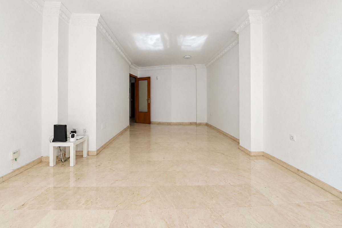 Middle Floor Apartment bilde 13