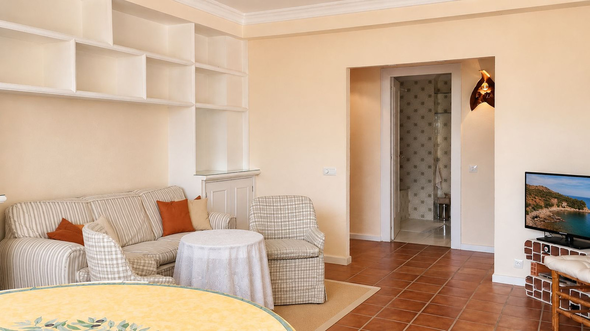 Middle Floor Apartment bilde 5