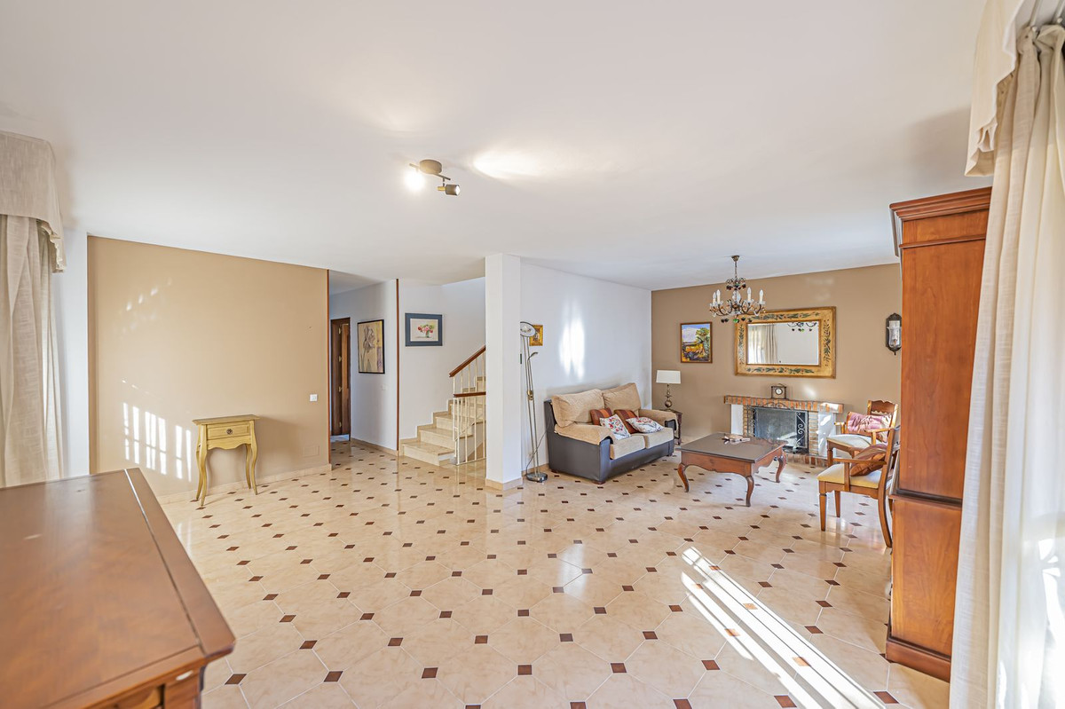 Detached Villa bilde 2