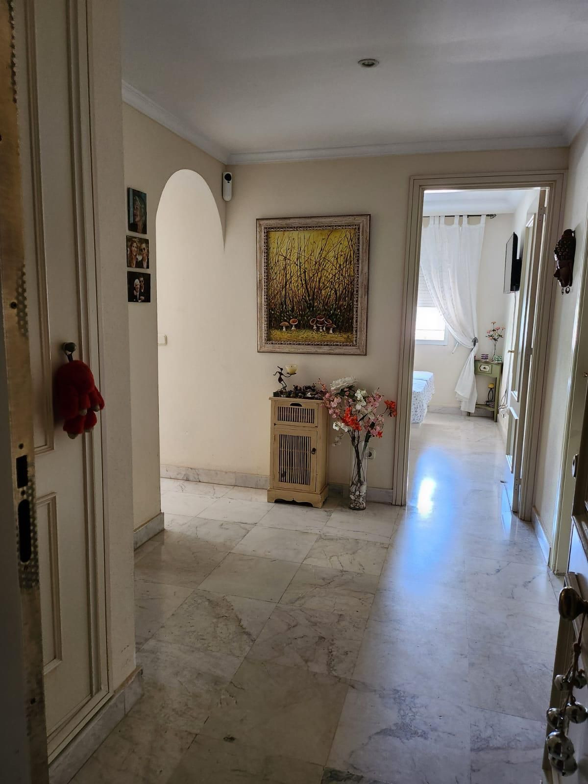 Middle Floor Apartment bilde 18